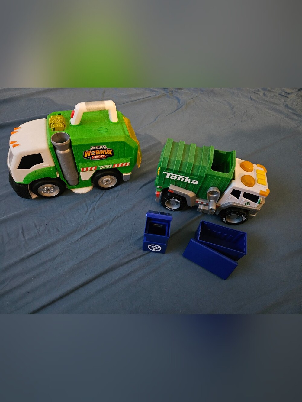 Mr Dusty & Tonka Toy Garbage Trucks Light Sound Work Play Recycle Green White